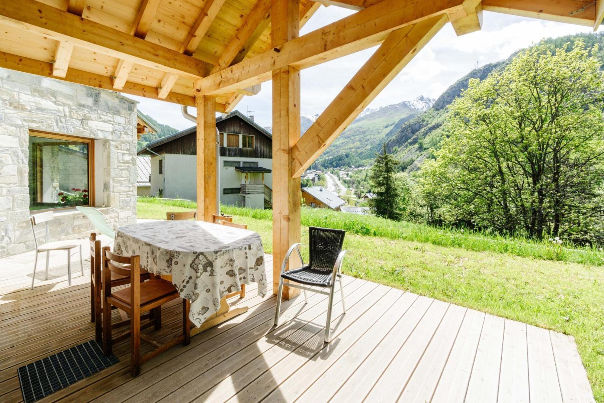 Lamartine Valloire Buitenkant foto